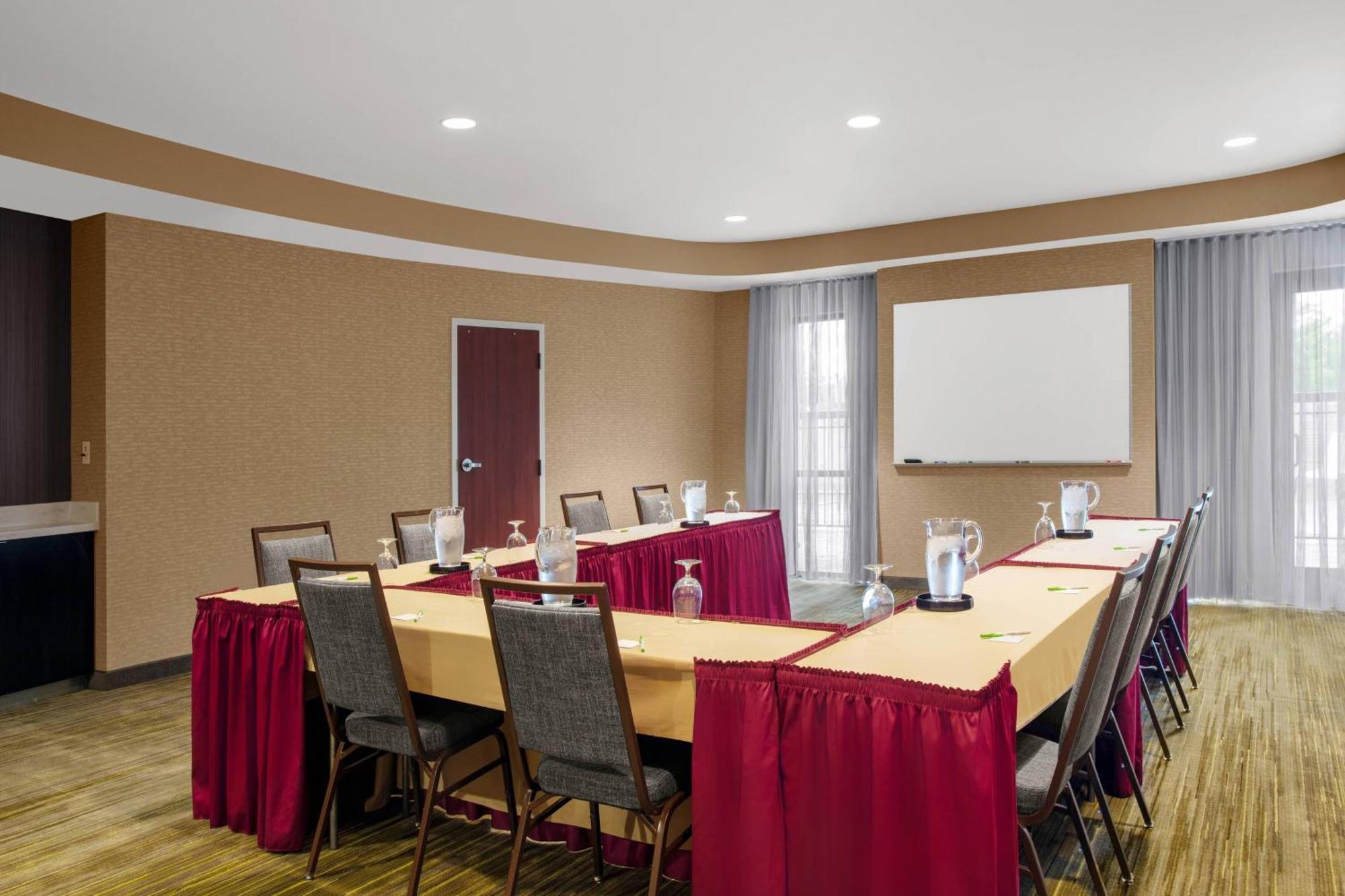 Courtyard By Marriott Jacksonville I-295/East Beltway מראה חיצוני תמונה